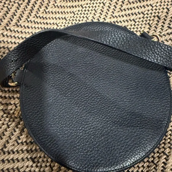 Cuyana Mini Circle Belt Bag Adjustable Crossbody Shoulder XS/S Black EUC - Picture 6 of 11
